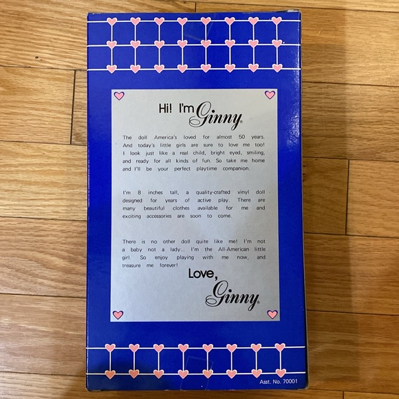 The world of Ginny 8 inch poseable vinyl doll. Vogue made w love. No 70001 NIB - Picture 2 of 4